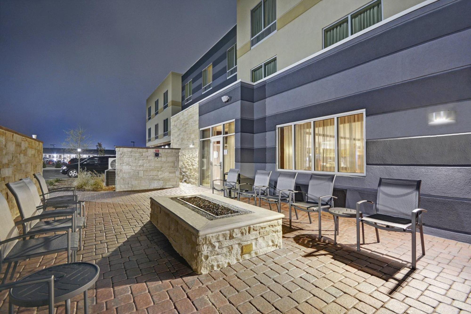 Fairfield Inn & Suites By Marriott Savannah Sw/Richmond Hill Exteriér fotografie